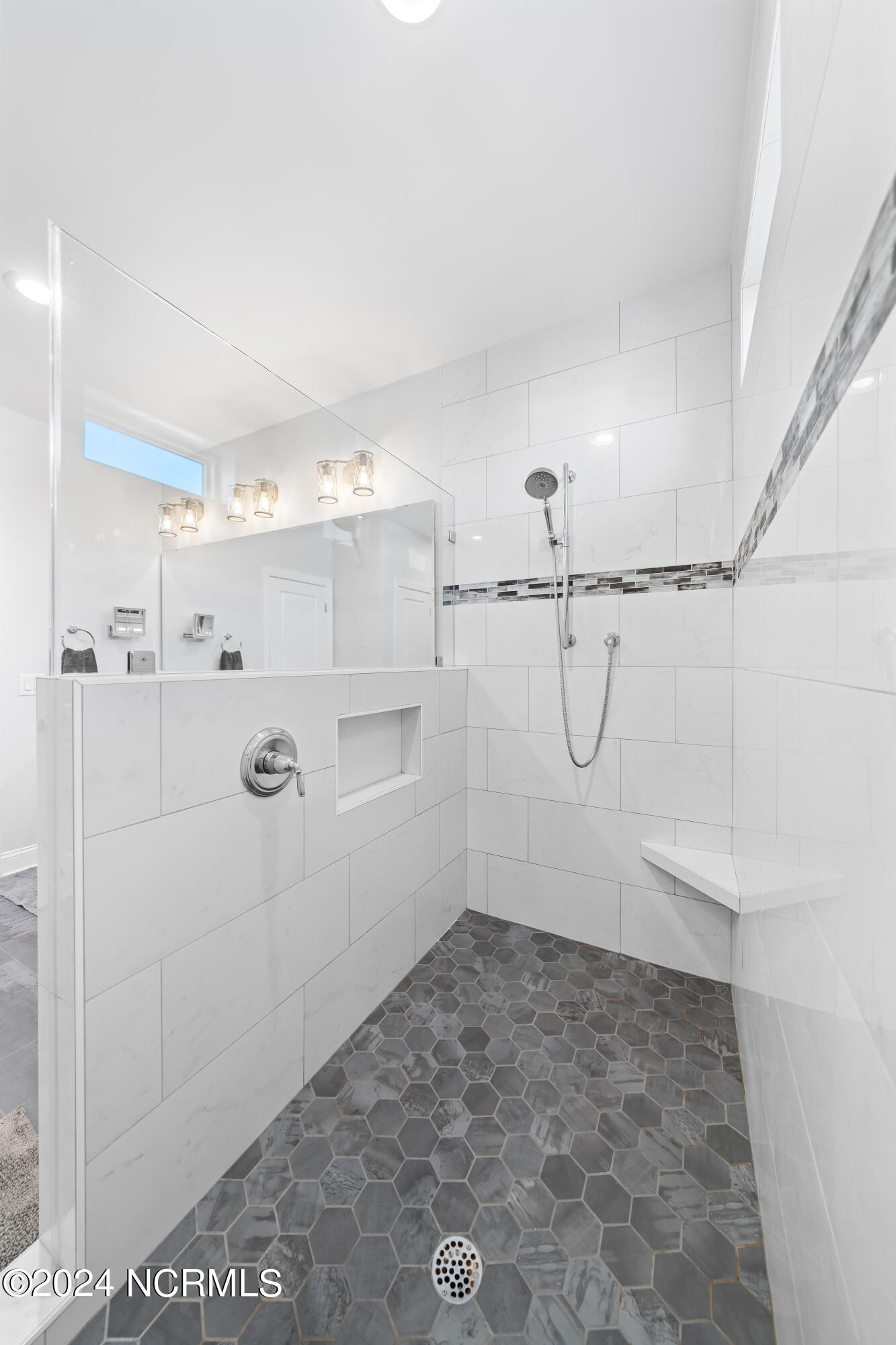 203 South Carolina Avenue