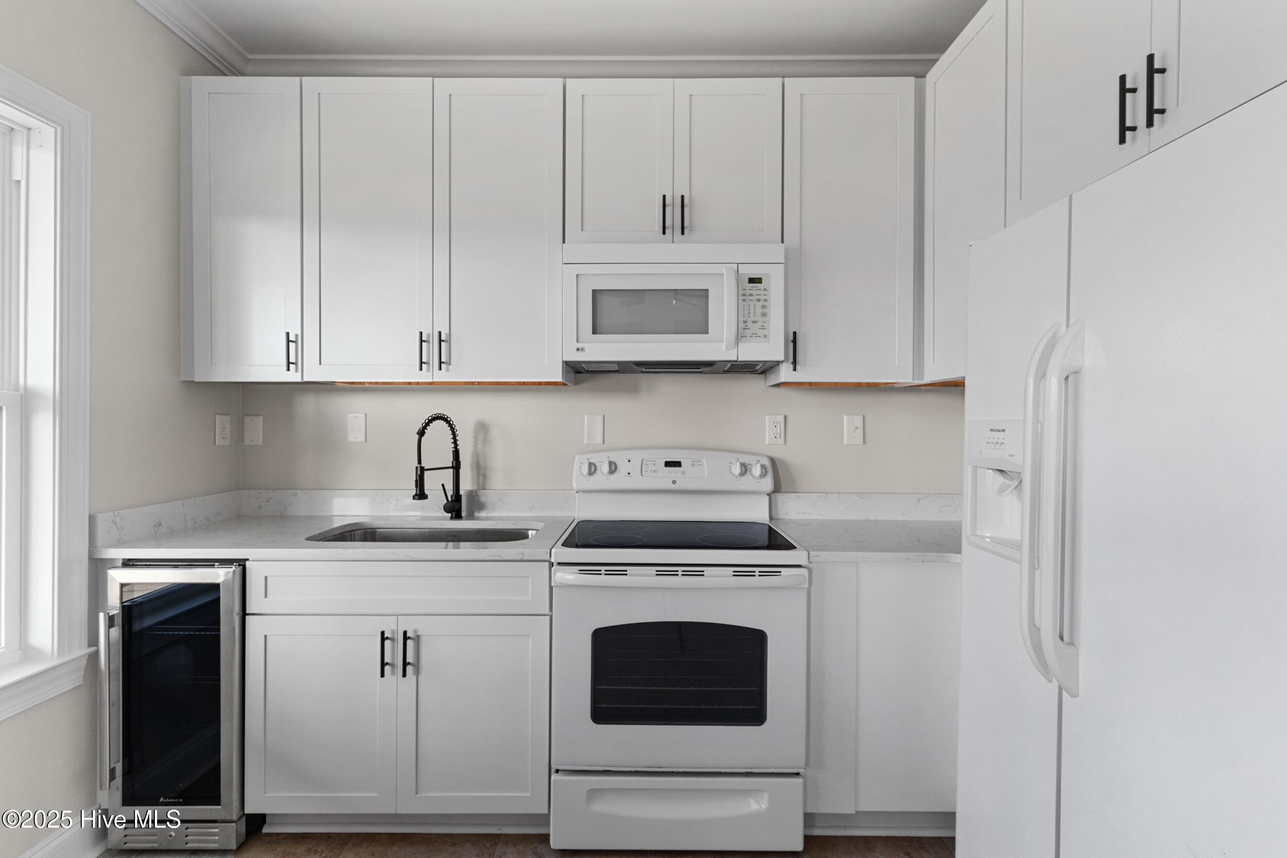 1030 Waterview Court