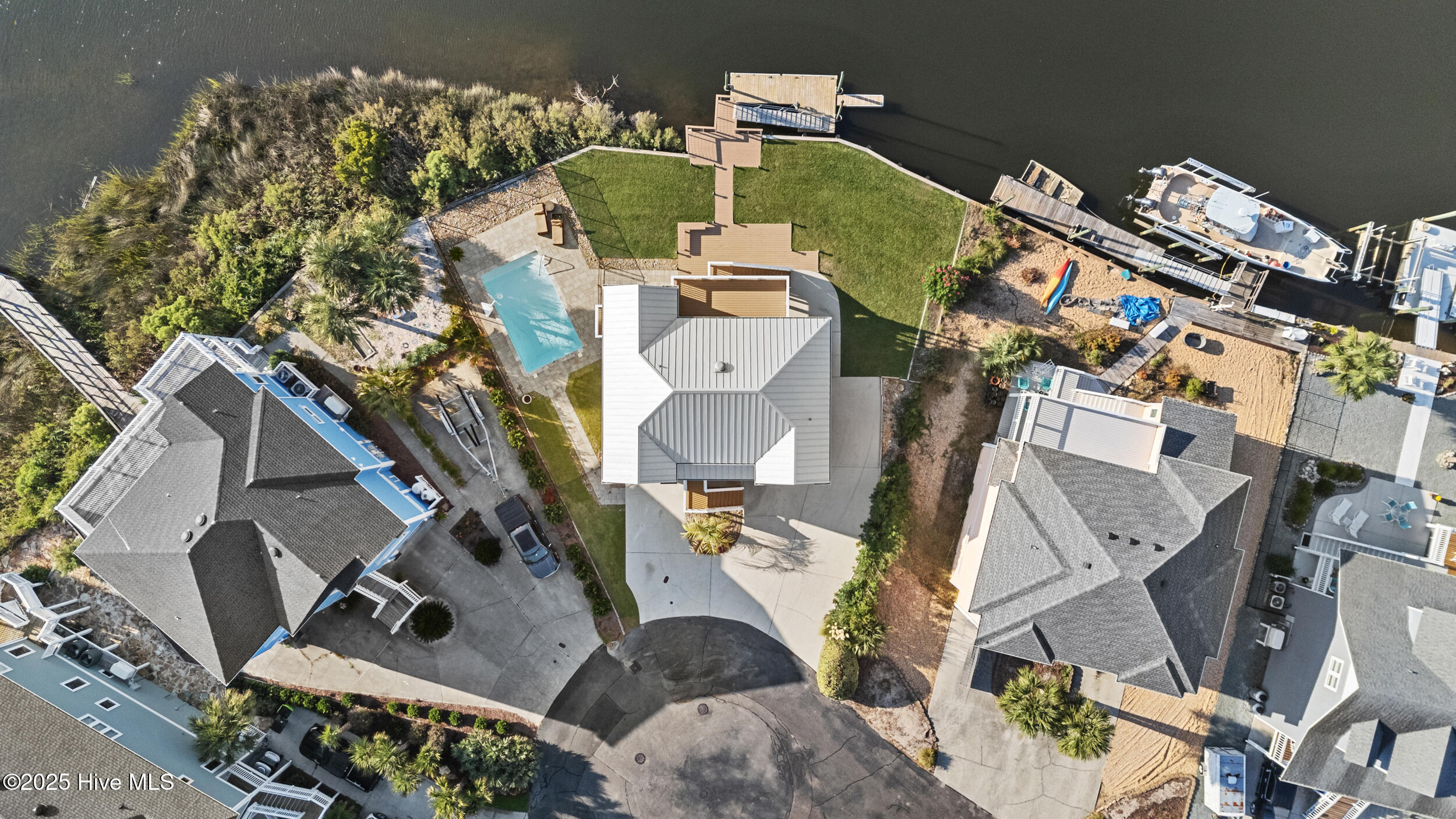 1030 Waterview Court