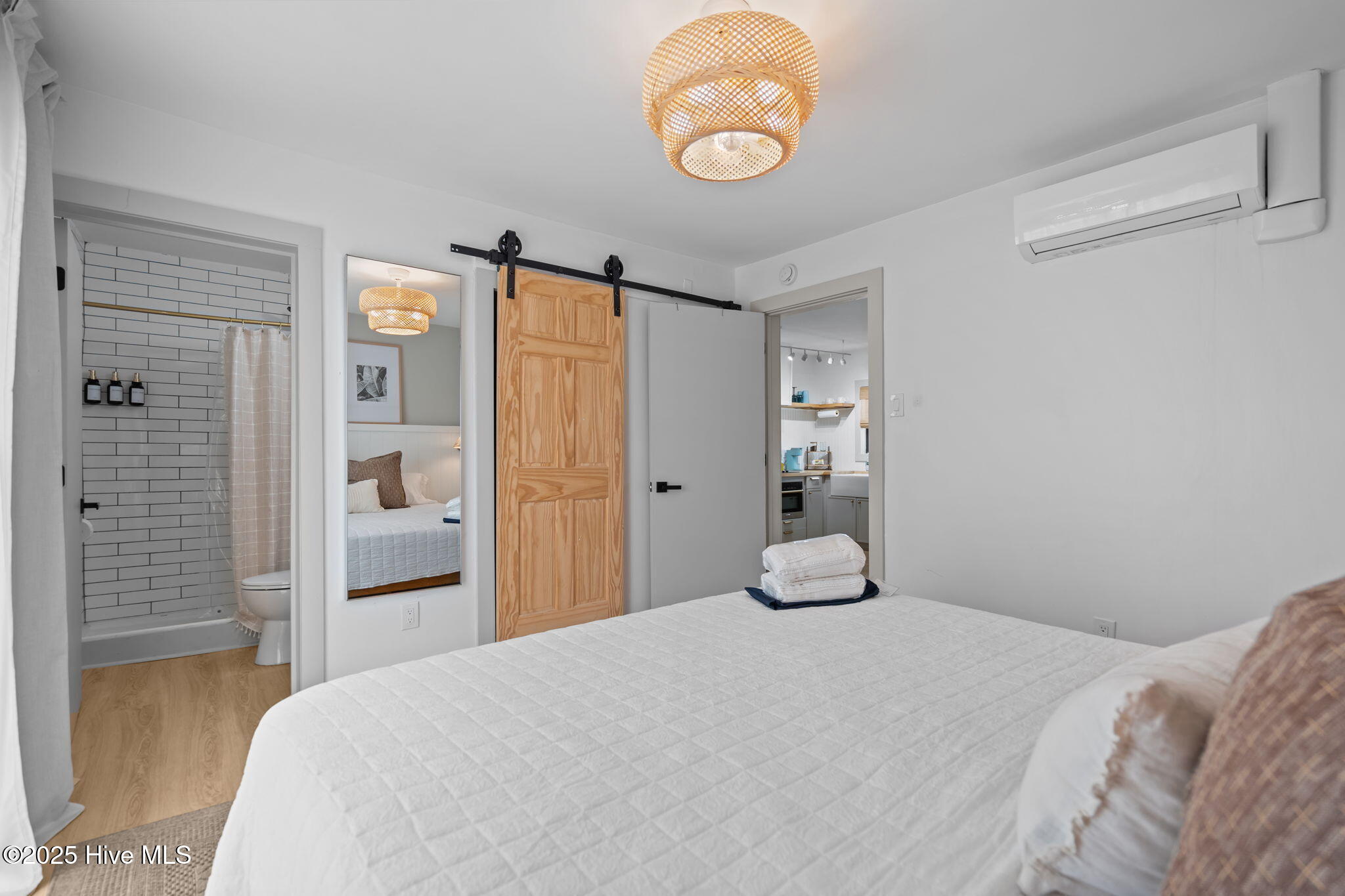 1603 Lake Park Boulevard S