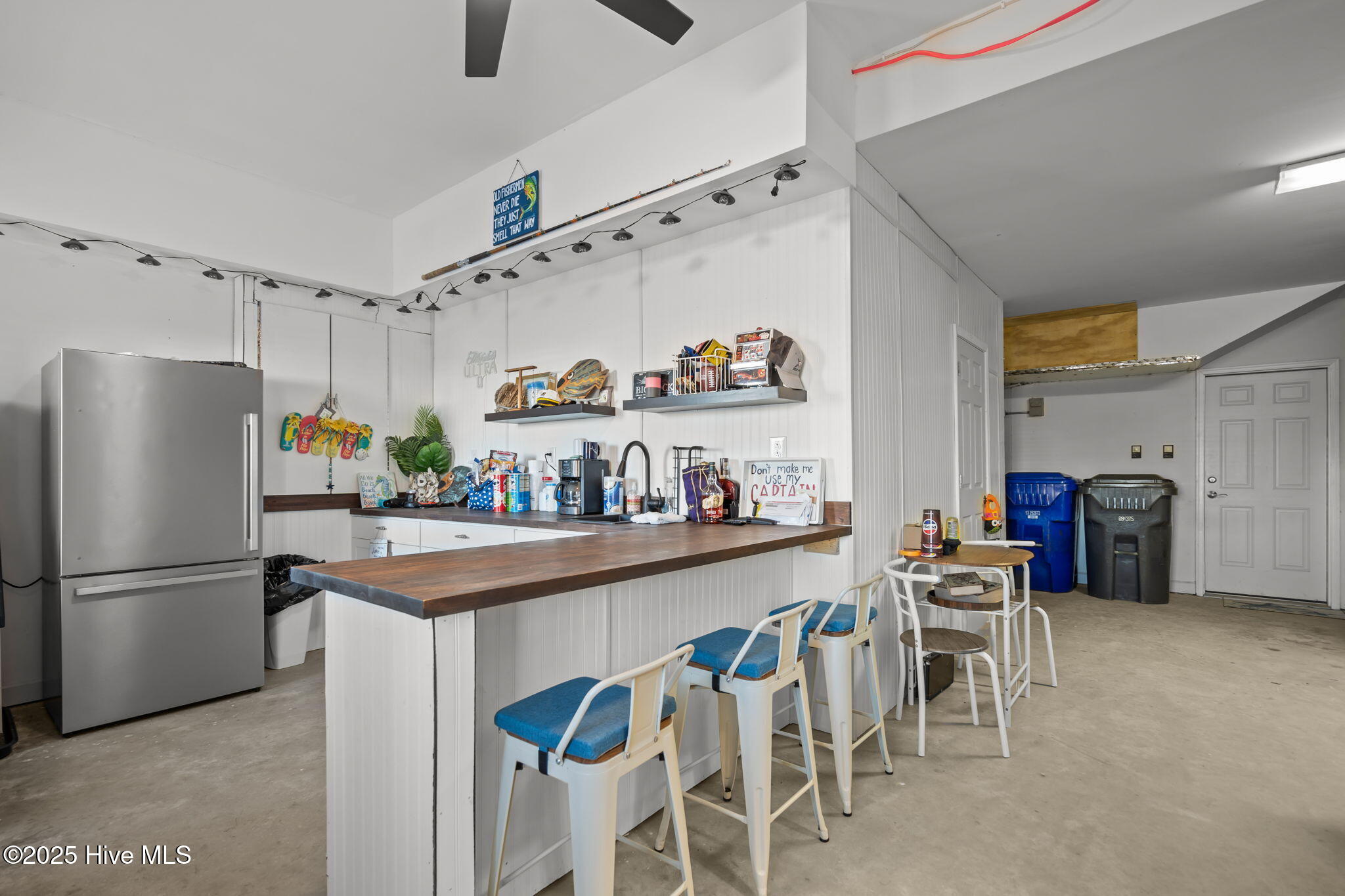 902 Grand Bahama Drive