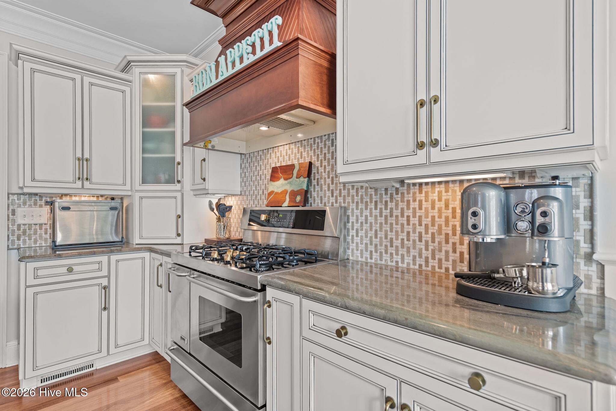 800 North Carolina Avenue