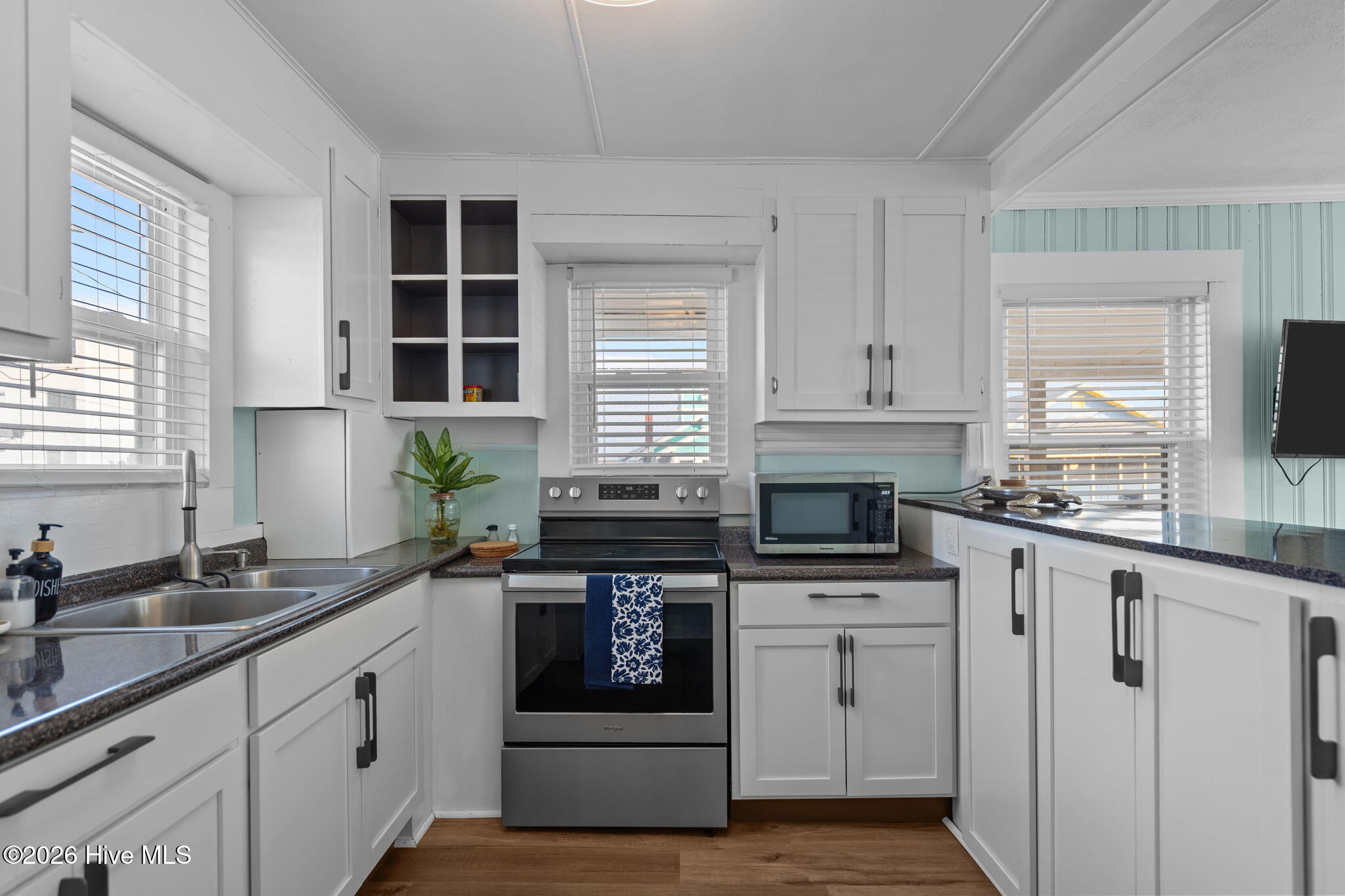 1119 Carolina Beach Avenue N