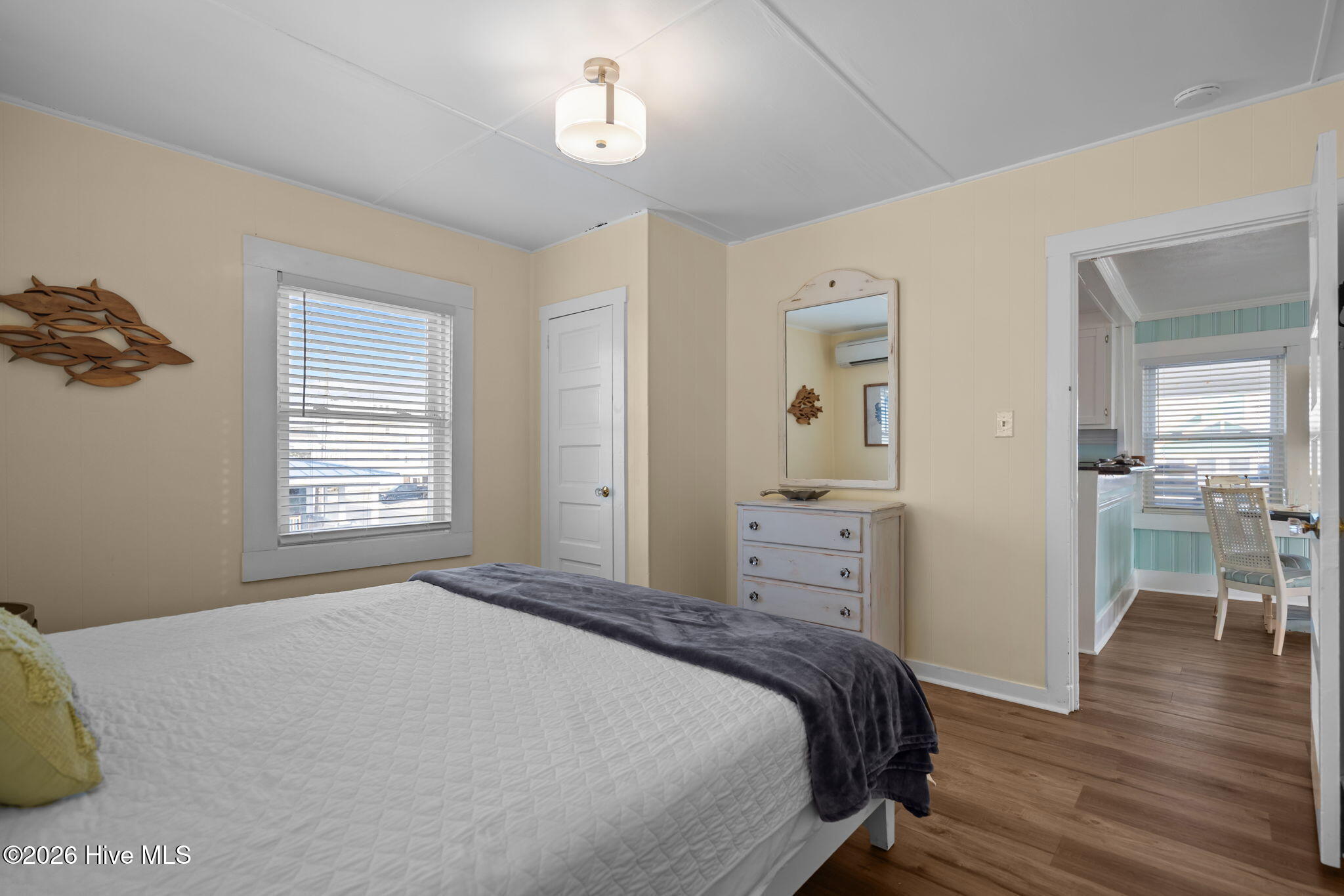 1119 Carolina Beach Avenue N