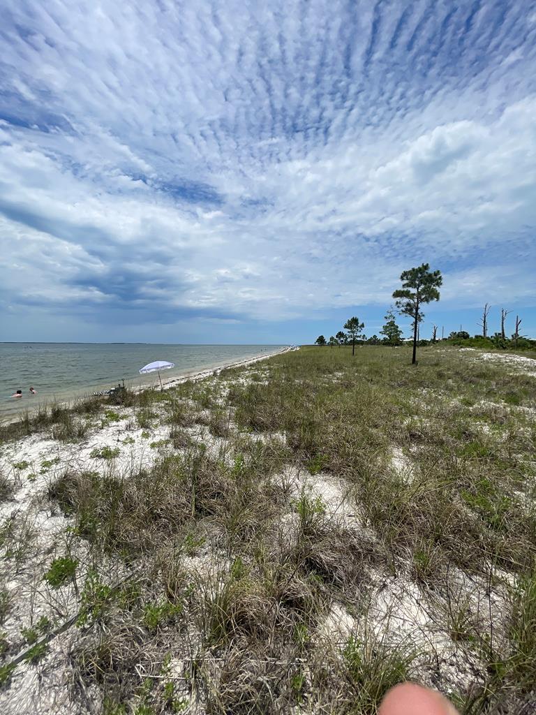 103 Tower Ln, Port St. Joe 32456