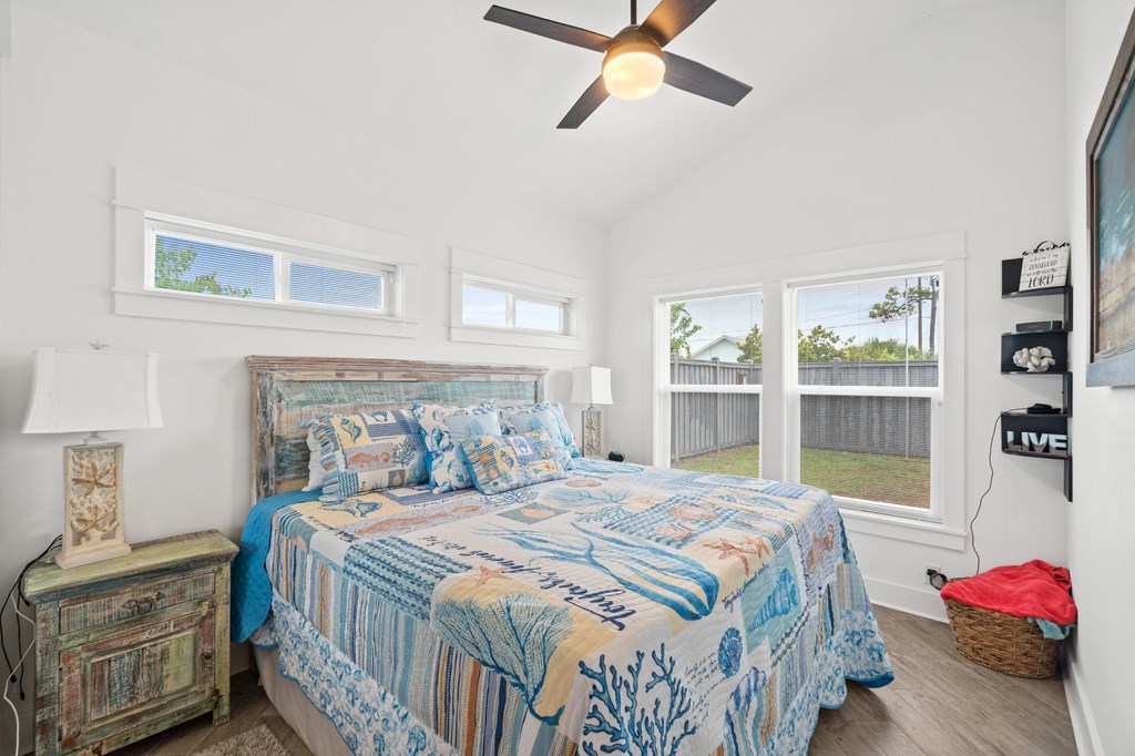 9310 Cockles Ave, Port St. Joe 32456