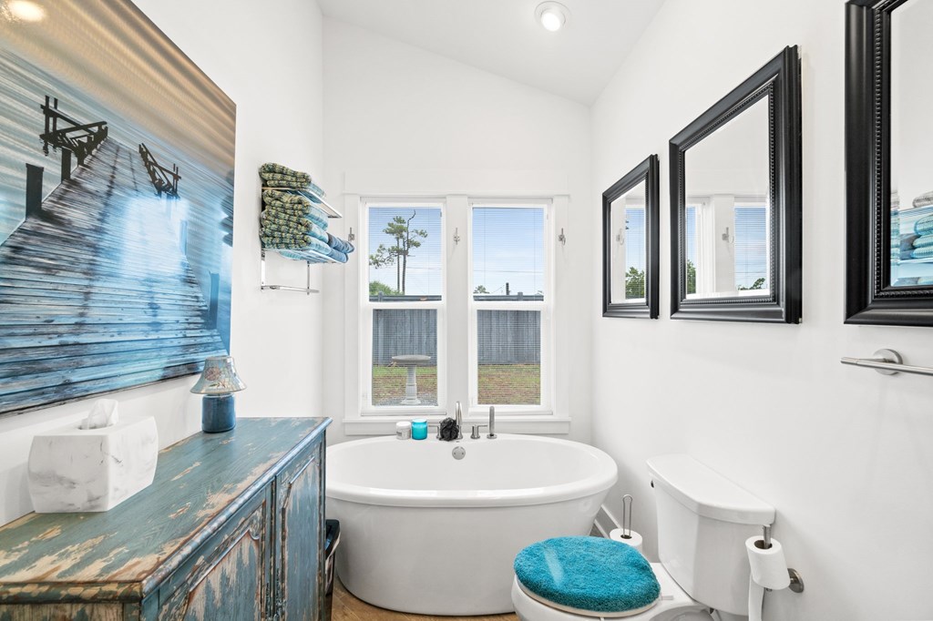 9310 Cockles Ave, Port St. Joe 32456