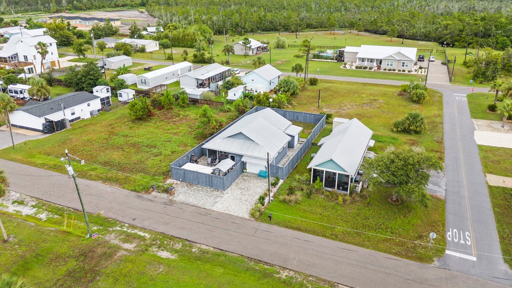 9310 Cockles Ave, Port St. Joe 32456