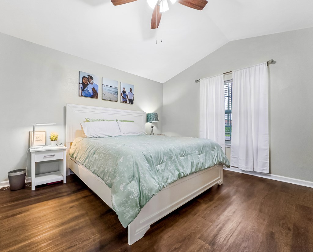 135 Pridgeon Ln, 32465