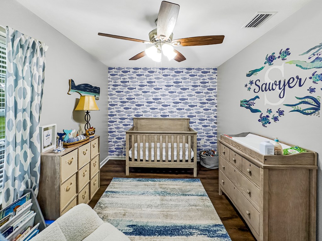 135 Pridgeon Ln, 32465