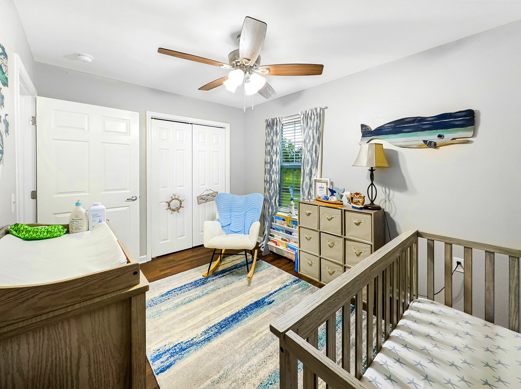 135 Pridgeon Ln, 32465