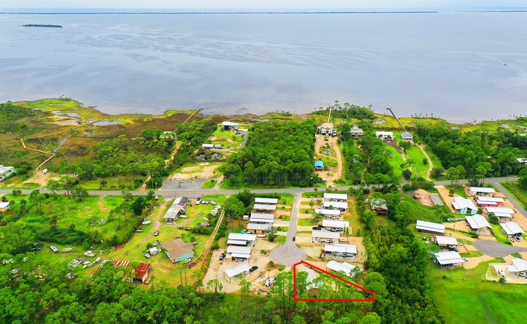 199 Colors Way, Port St. Joe 32456