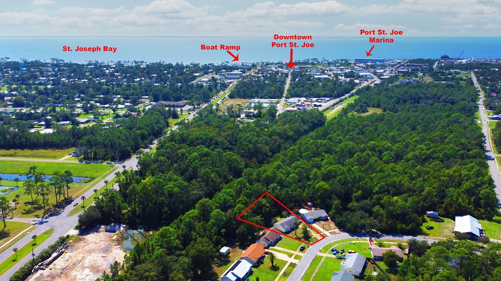 110 Bridgeport Ln, Port St. Joe 32456