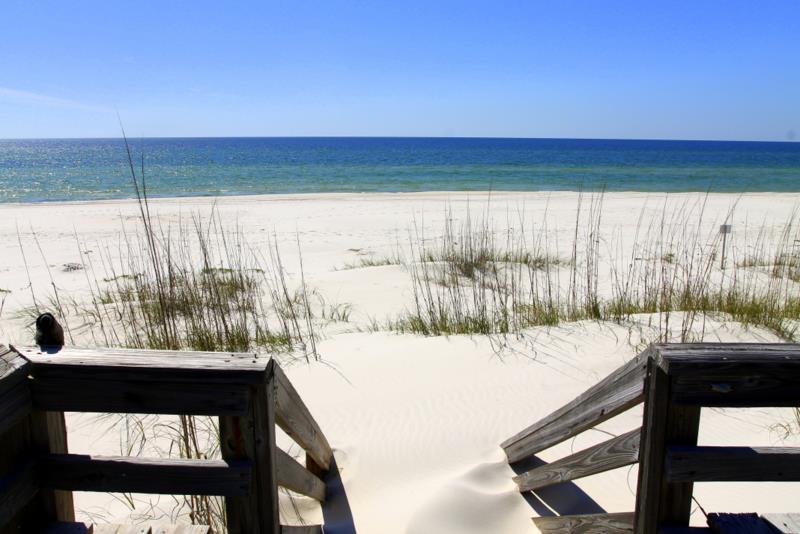 1401 Constitution Dr, Port St. Joe 32456