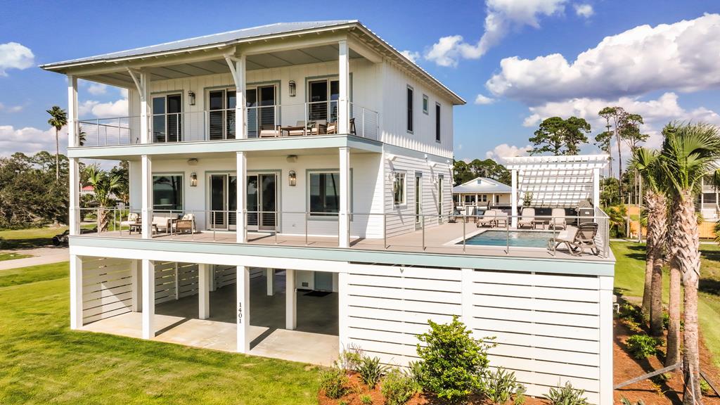1401 Constitution Dr, Port St. Joe 32456