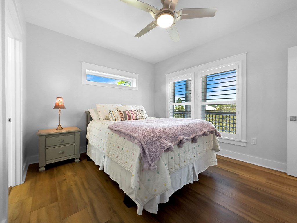 102 Signal Ln, Port St. Joe 32456