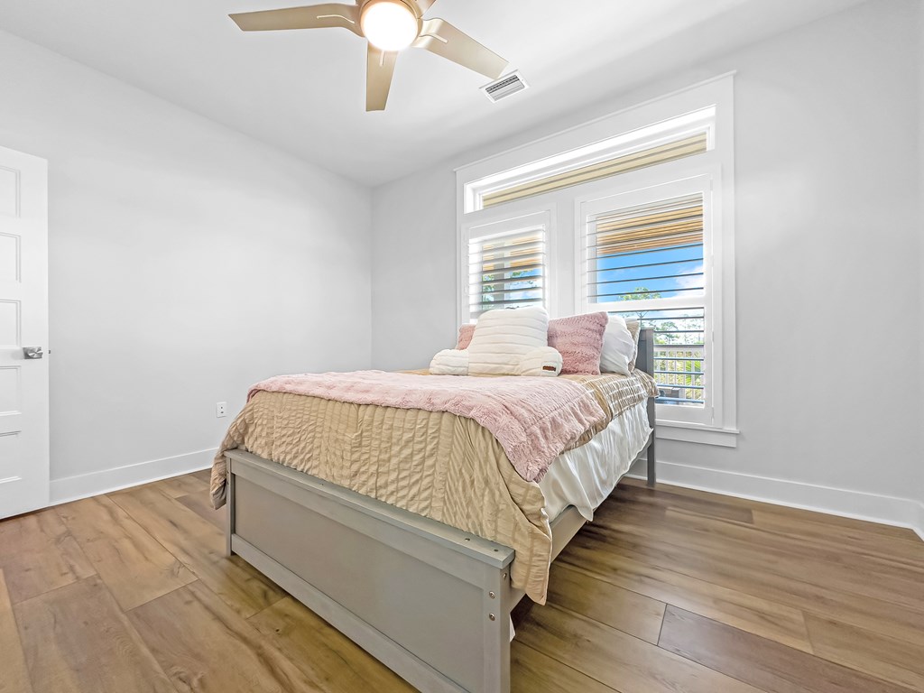 102 Signal Ln, Port St. Joe 32456