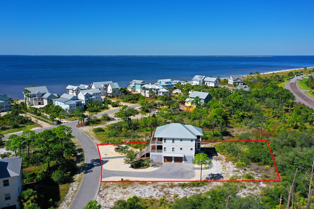 102 Signal Ln, Port St. Joe 32456