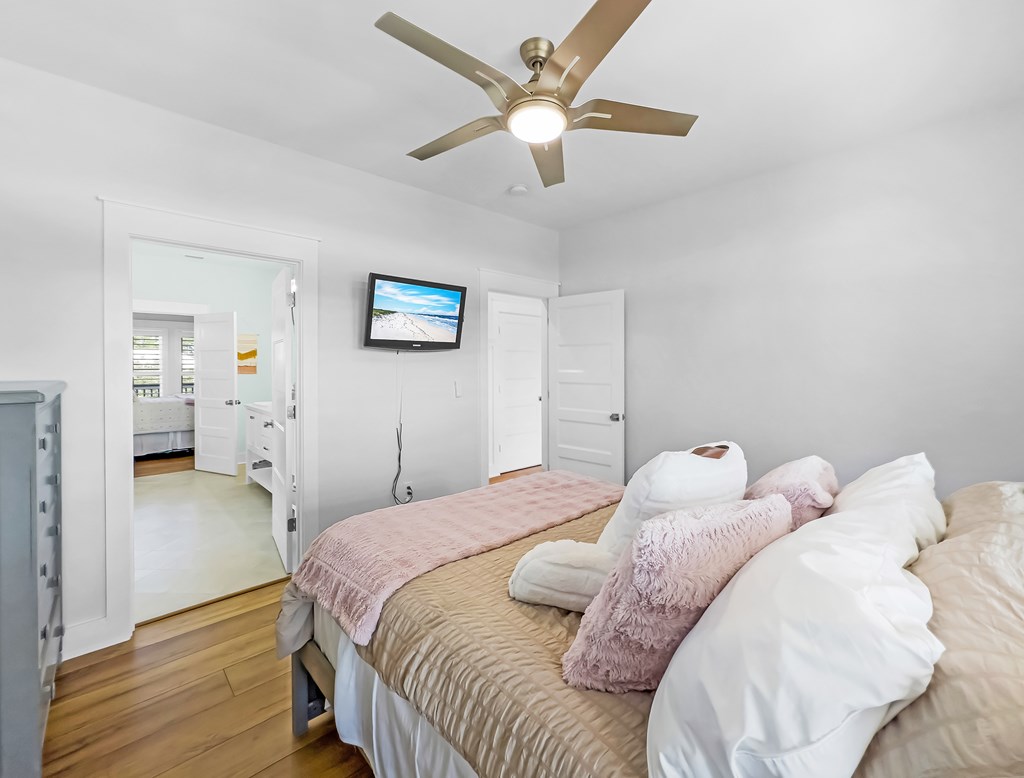 102 Signal Ln, Port St. Joe 32456