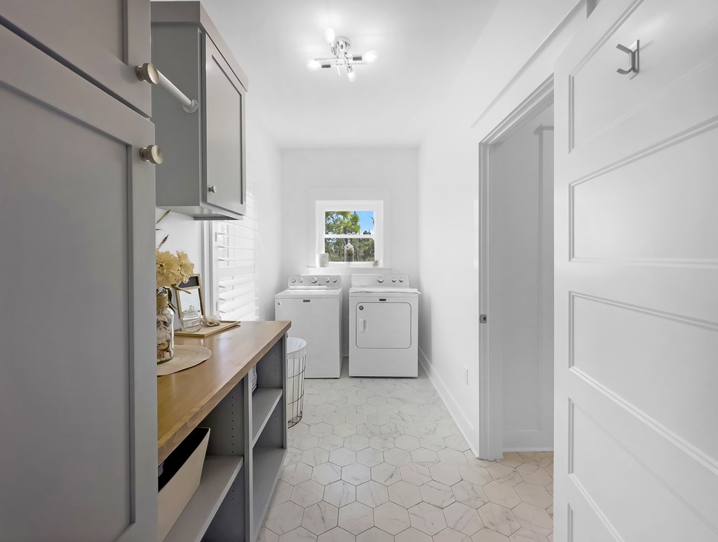 102 Signal Ln, Port St. Joe 32456