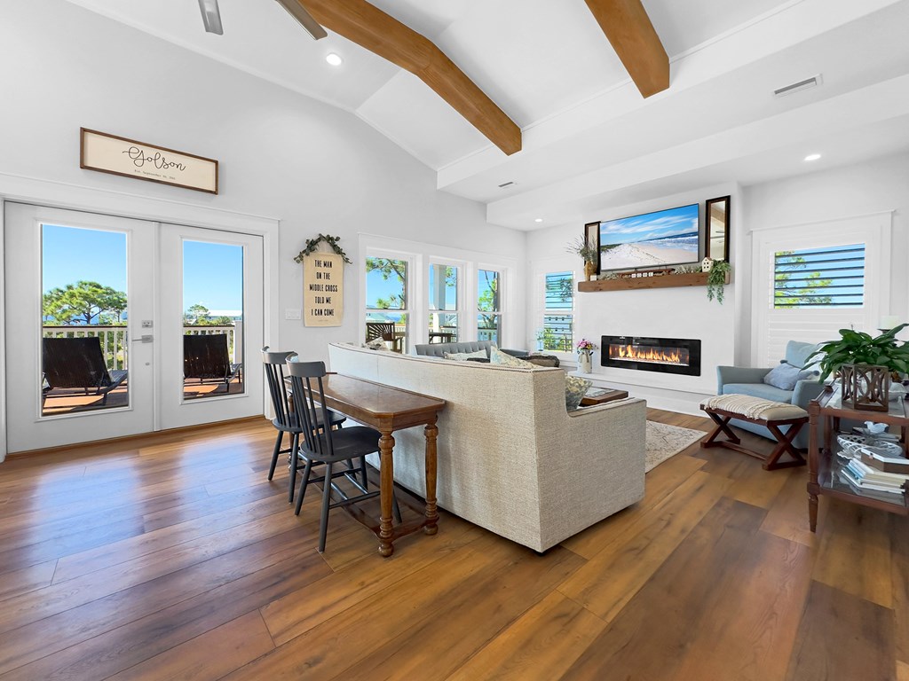 102 Signal Ln, Port St. Joe 32456