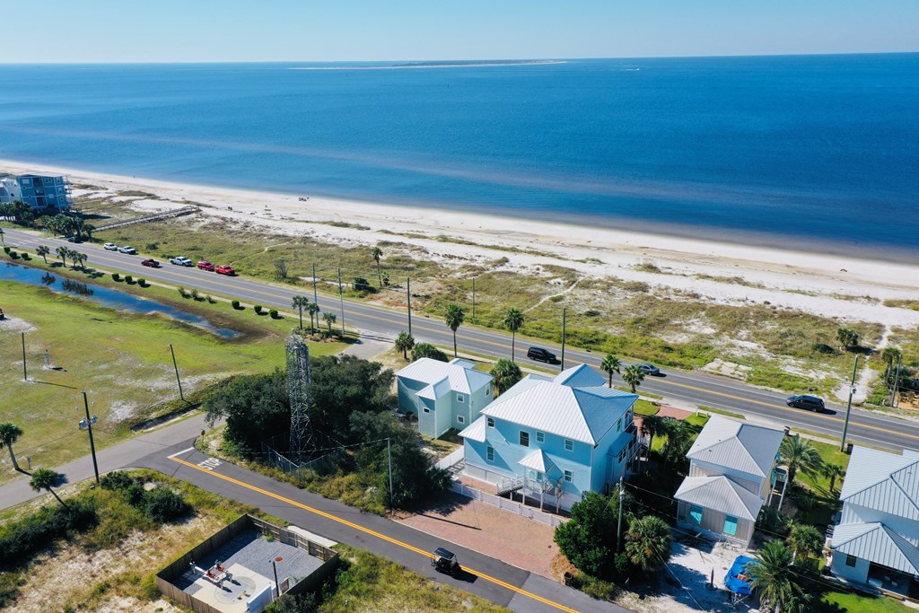 8848 Hwy 98, Port St. Joe 32456