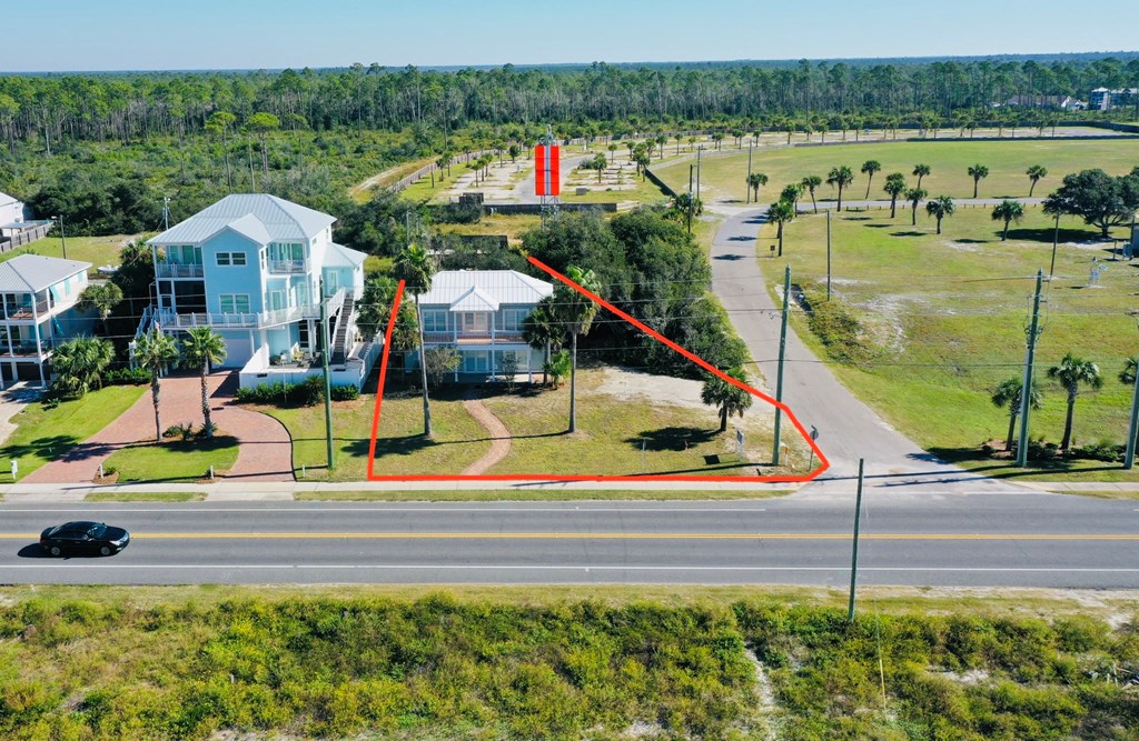 8848 Hwy 98, Port St. Joe 32456