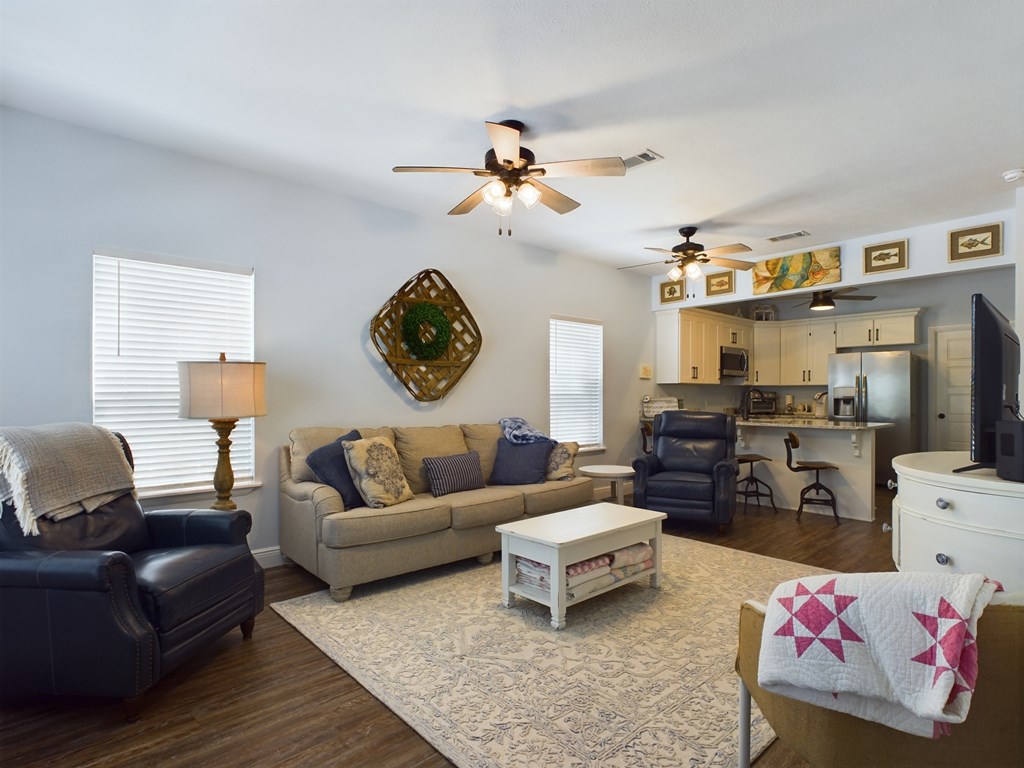 1004 15th St # 19, 32456 Unit: 19