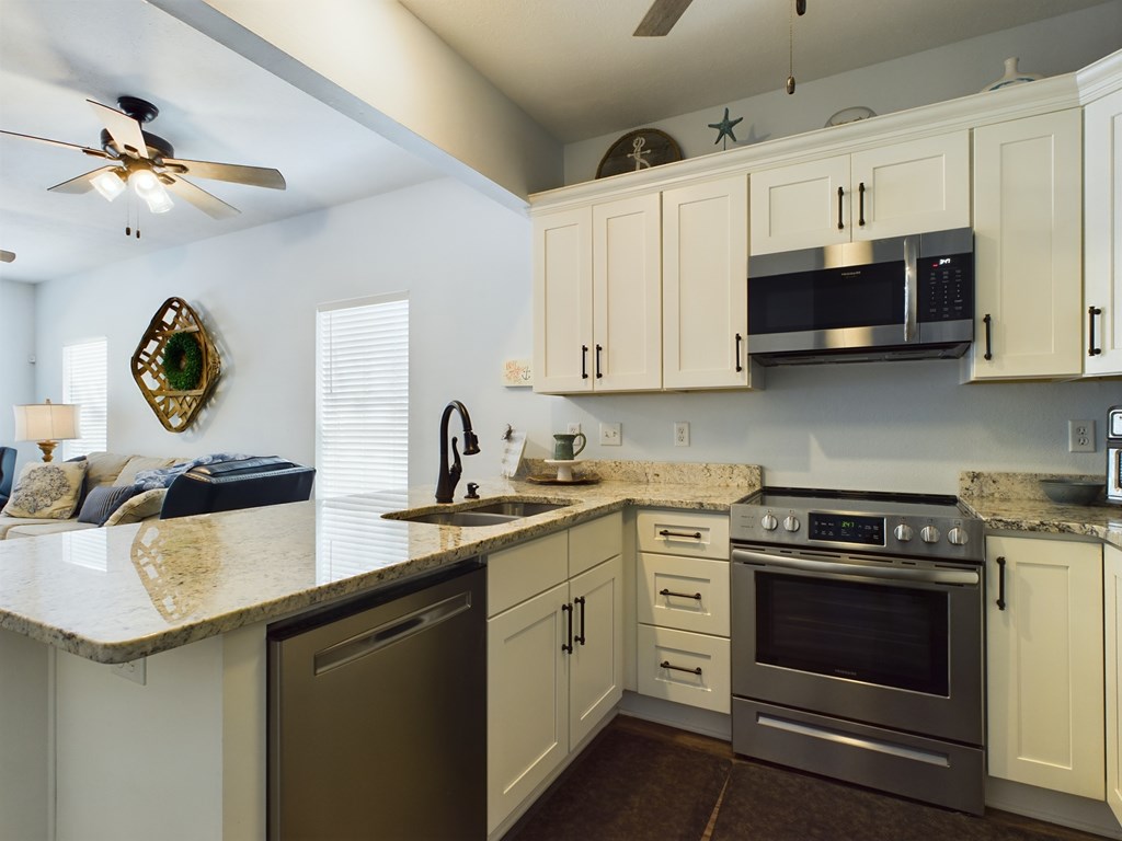 1004 15th St # 19, 32456 Unit: 19