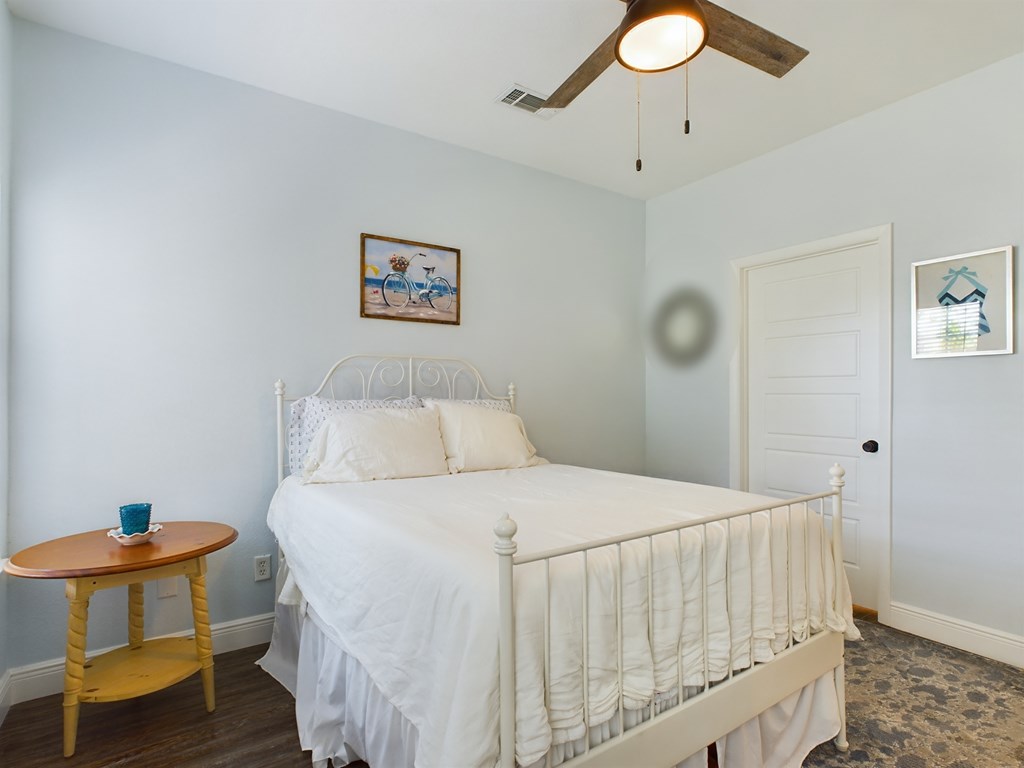 1004 15th St # 19, 32456 Unit: 19