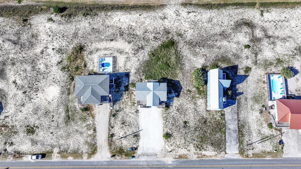 449 W Gorrie Dr, St. George Island 32328