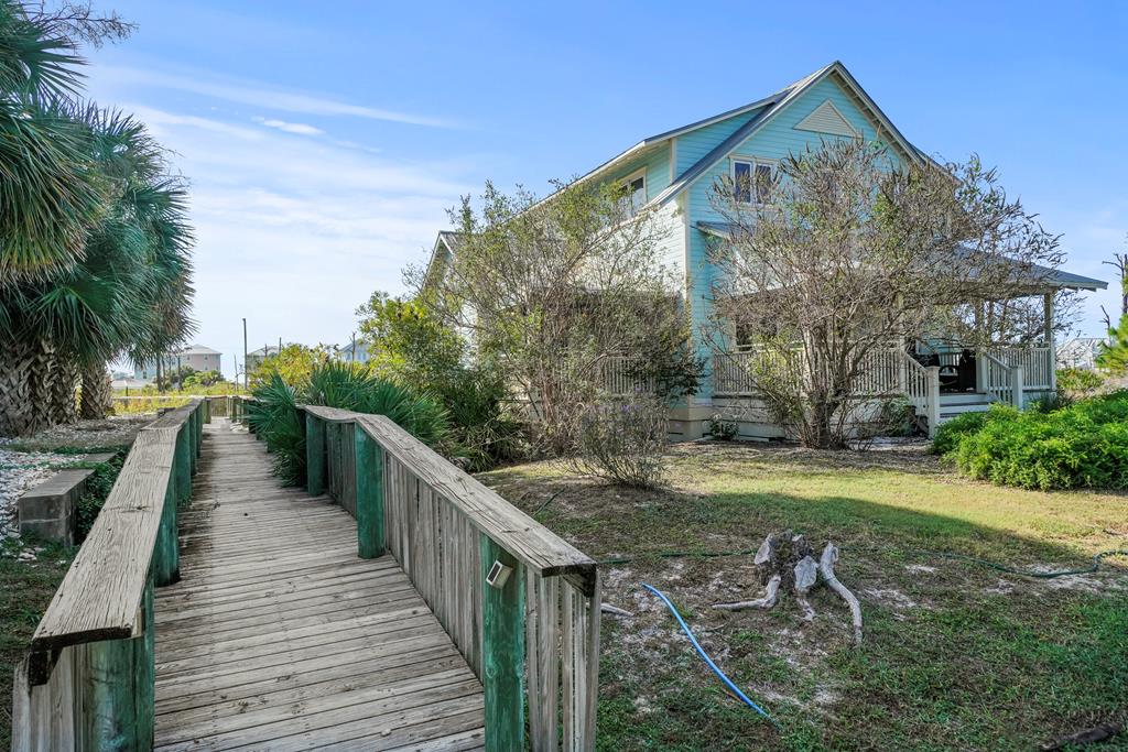 109 Hemmingway Cr, Port St. Joe 32456