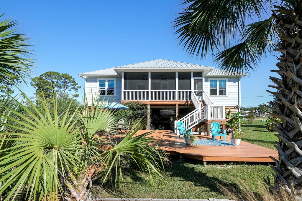 1604 Monument Ave, Port St. Joe 32456