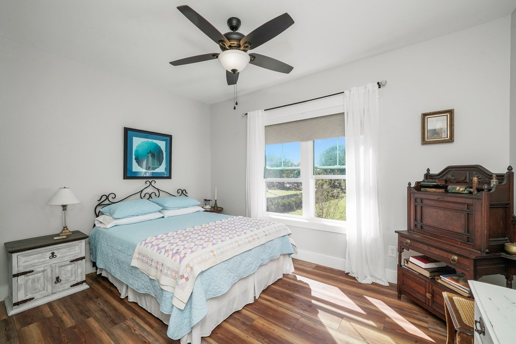 1604 Monument Ave, Port St. Joe 32456