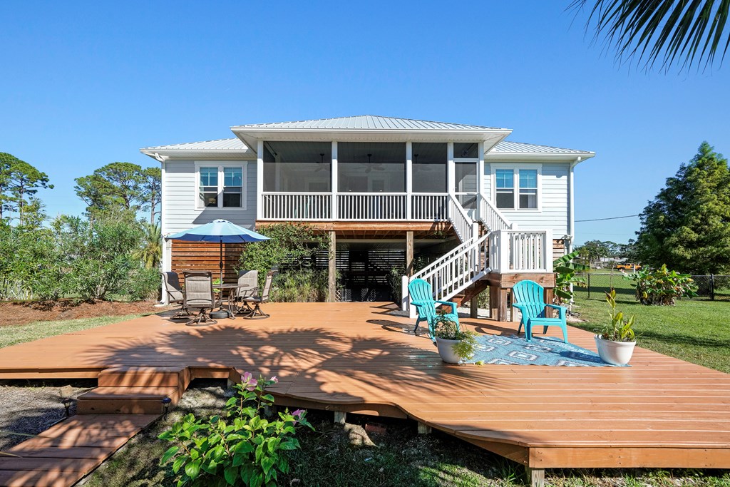 1604 Monument Ave, Port St. Joe 32456