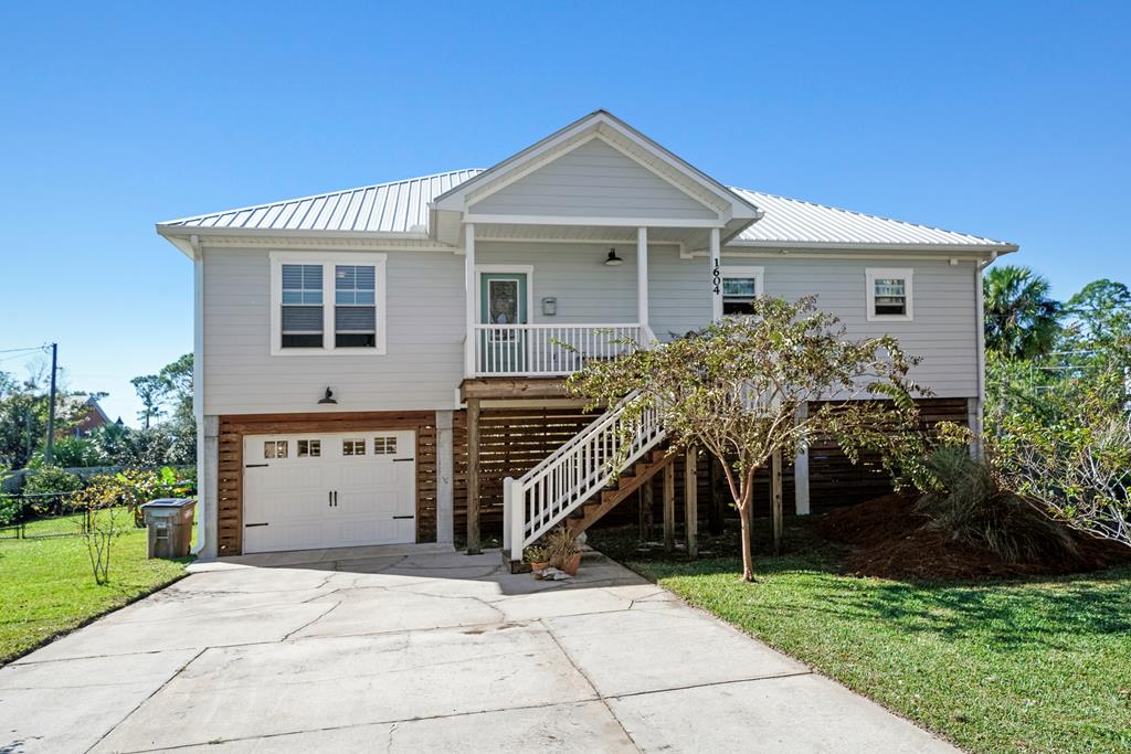 1604 Monument Ave, Port St. Joe 32456