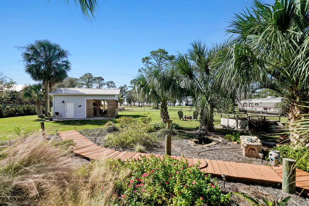 1604 Monument Ave, Port St. Joe 32456