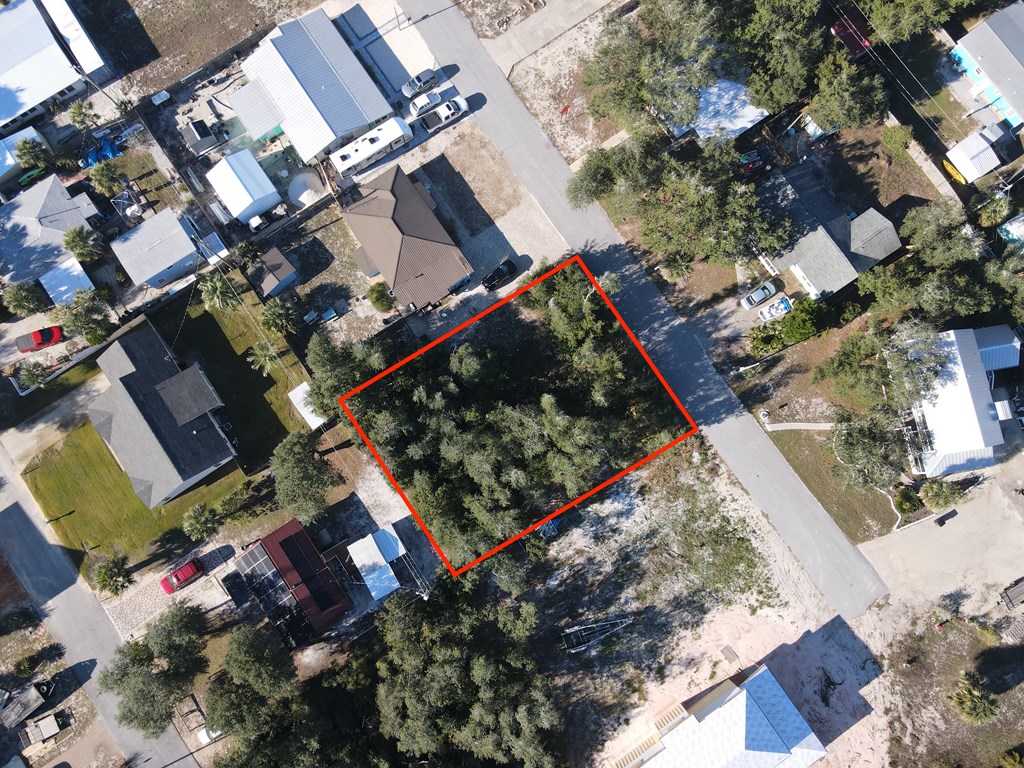 106 N 28th St, 32456