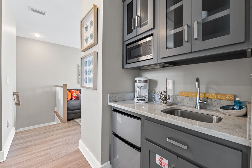 192 Avalon Dr, 32456