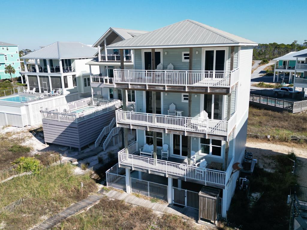 192 Avalon Dr, 32456