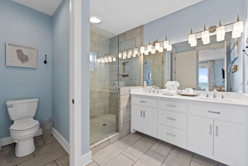 192 Avalon Dr, 32456
