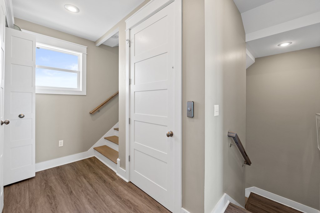 192 Avalon Dr, 32456