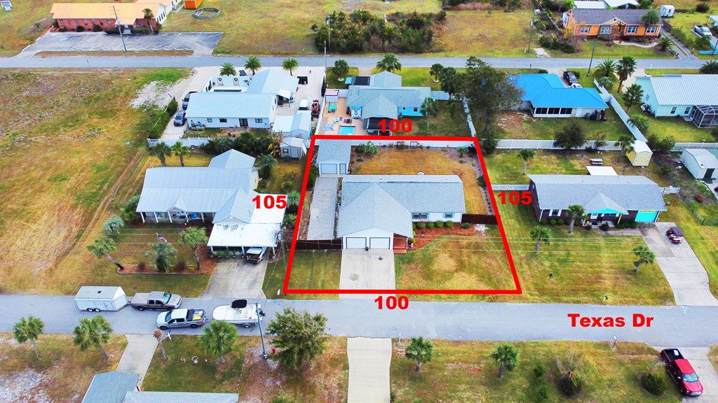 420 Texas Dr, 32456