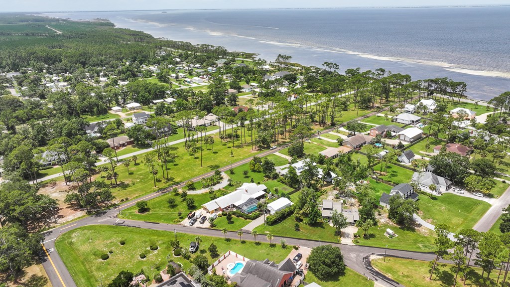 109 Allen Memorial Way, Port St. Joe 32456