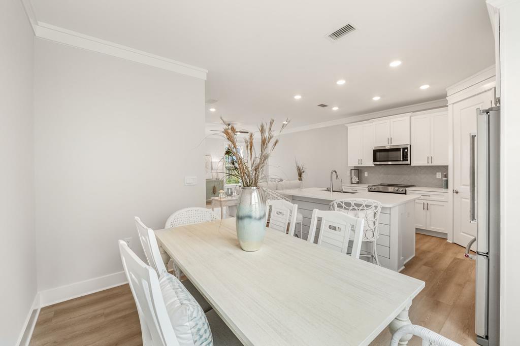 143 Marsh View Ridge Ln, 32456