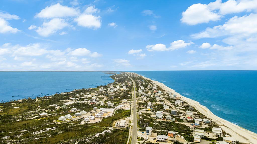 143 Marsh View Ridge Ln, 32456