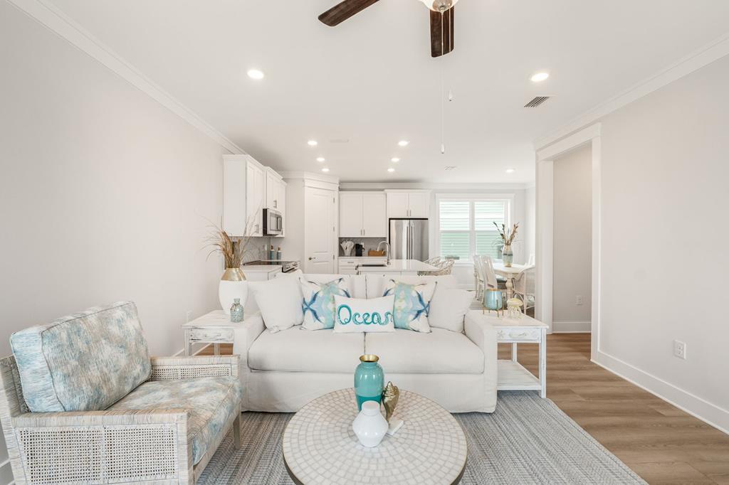 143 Marsh View Ridge Ln, 32456