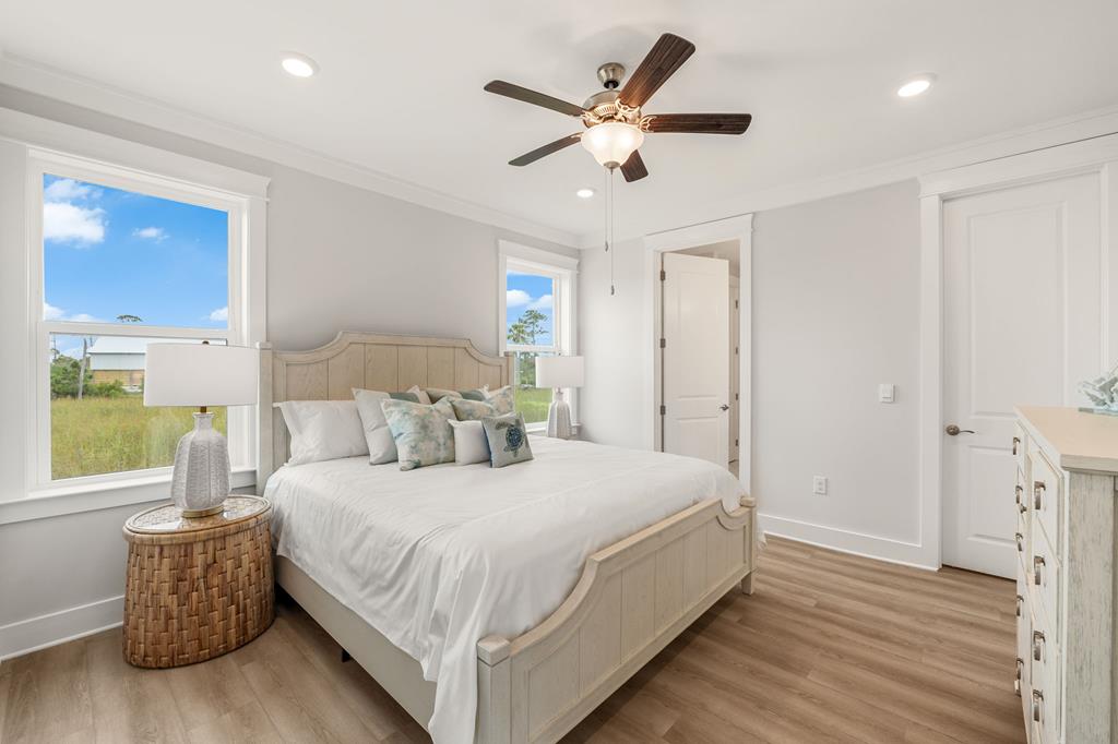 143 Marsh View Ridge Ln, 32456