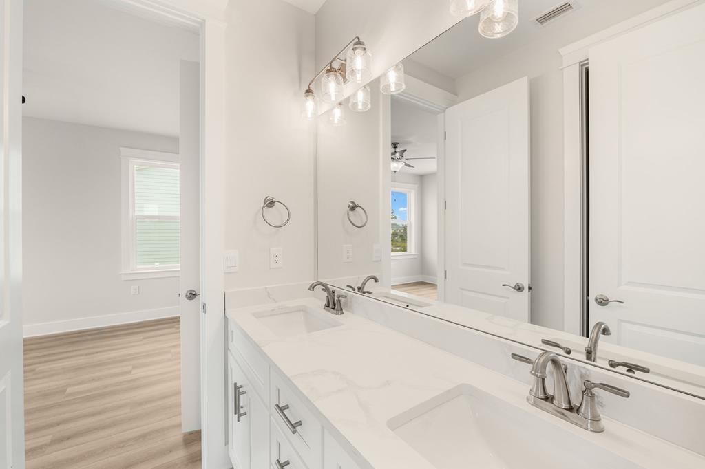 143 Marsh View Ridge Ln, 32456