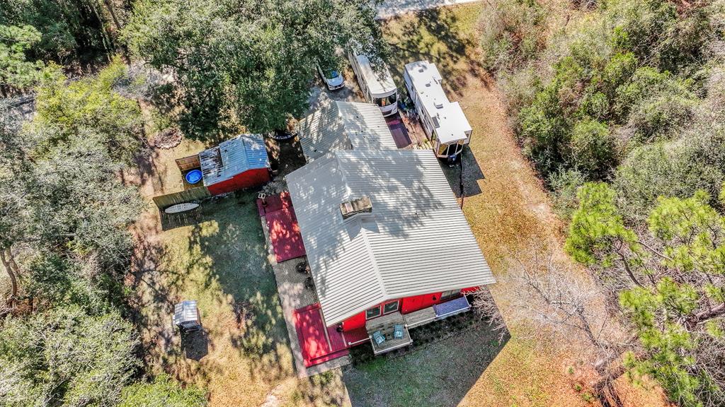 377 Lakeview Dr, 32465
